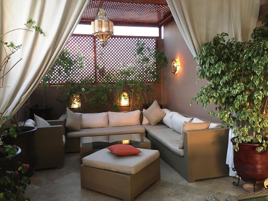 فندق رياض فيفا مراكش المظهر الخارجي الصورة A Moroccan patio