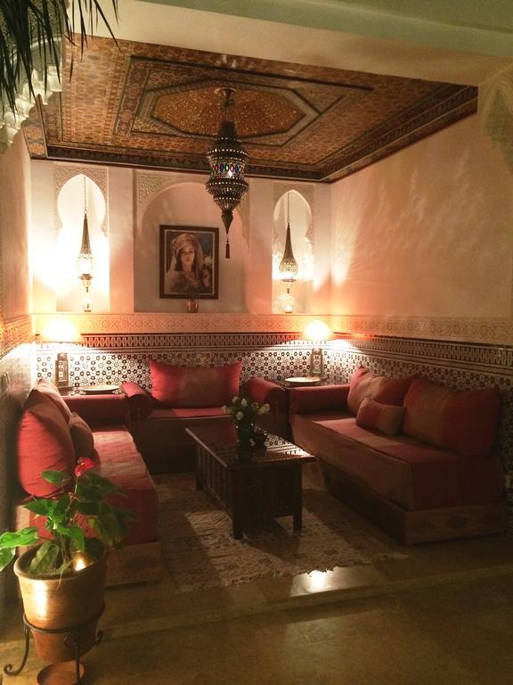 فندق رياض فيفا مراكش المظهر الخارجي الصورة A Moroccan living room